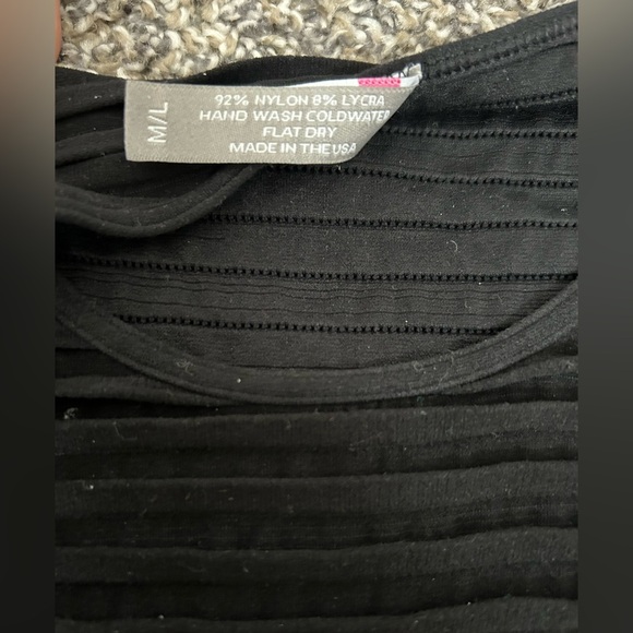 Last Tango little black Bodycon mini dress labeled size M/L fits small - Picture 4 of 9